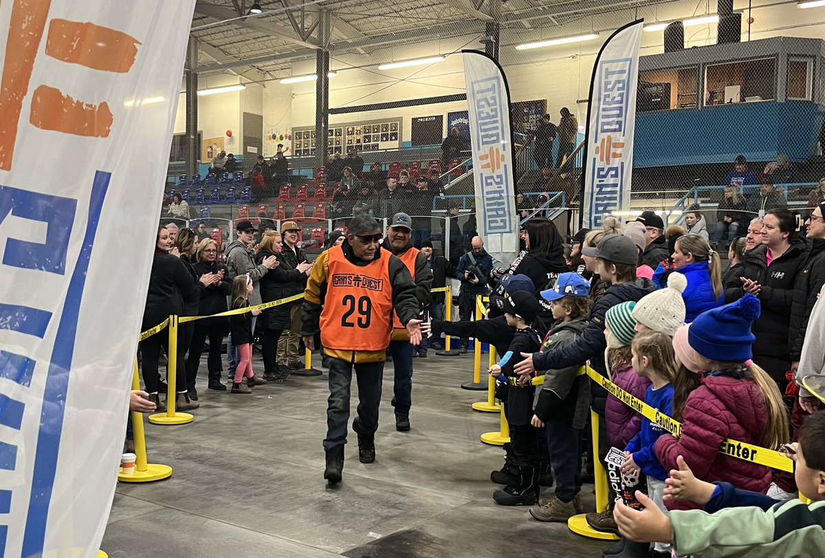 LisaVDempster's tweet photo. A great crowd out to Fan Night the #Labradorcity Arena. only 36 hours to go before @cainsquest racers leave the gate to trek 3500 k across our frozen, beautiful rugged land. Wishing them all a safe rtn back over the finish line. @OLA_GovNL #govnl https://t.co/Ji3EGYdjBM
