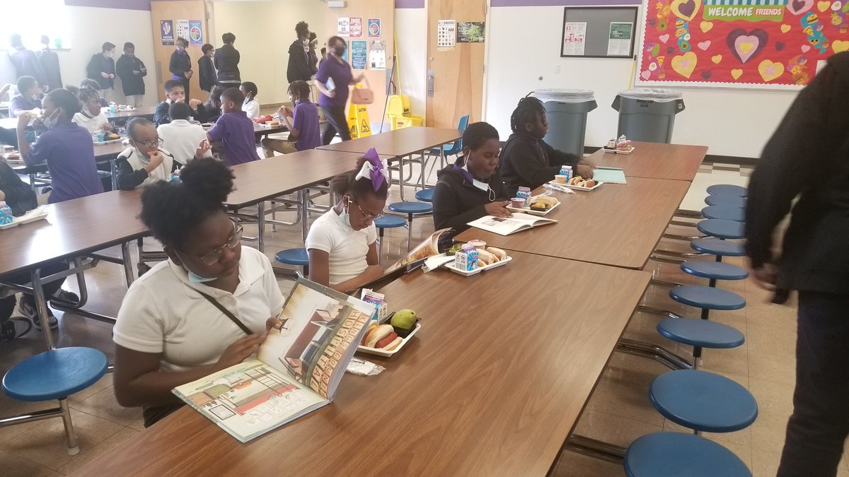 JPStarksMST_Lib's tweet photo. Reading Across @JPStarksMST in the classroom, in the lunchroom and in the library @JPStarksMST_Lib @DISD_Libraries
@DISDREO @dallasschools #ReadAcrossAmericaDay #disd_libraries https://t.co/xBbMsr5llc