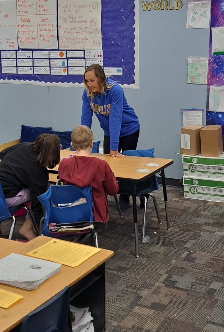 Constitution literacy night. Welcome parents and students.