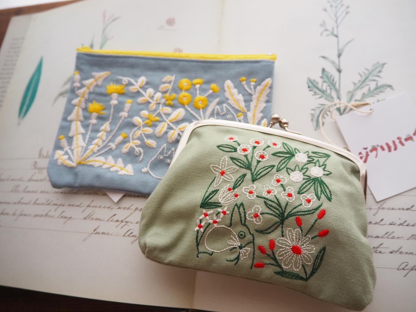 ジブリ ジブリパークとジブリ展 刺繍アート となりのトトロ プレゼント レア ジブリ ジブリパーク どんぐり共和国 となりのトトロ 鈴木敏夫と