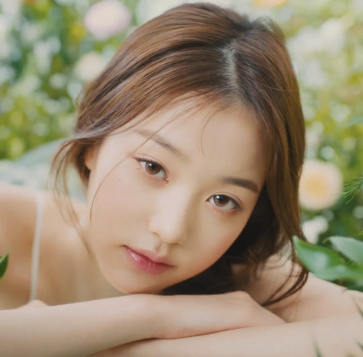 wonyoung pics tweet media