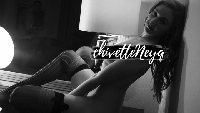 Weekend has arrived💝 https://t.co/tHNfTOKErk<a href="/tag/gocommando"class="tags"><span>#gocommando</span></a>