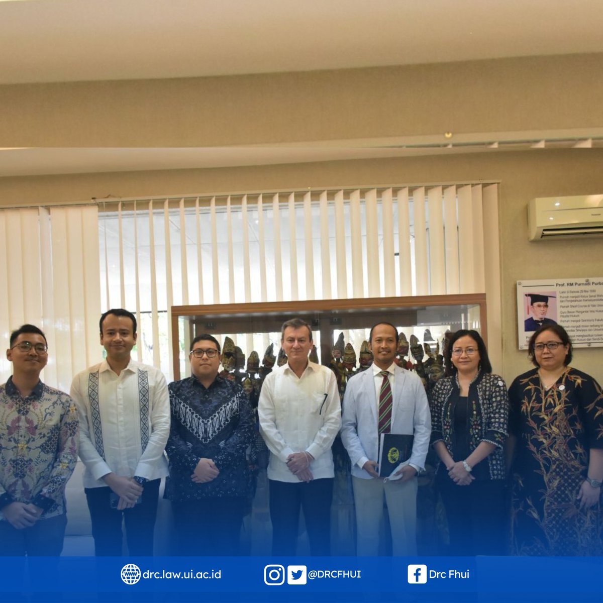 DRCFHUI's tweet image. Telah berlangsung Kuliah Umum (Public Lecture) dengan topik &quot;Building Global Bridges: Understanding Law, Governance, and Society in Mexico&quot; yang disampaikan secara langsung oleh Duta Besar Meksiko untuk Indonesia, H.E. Armando G. Alvarez.