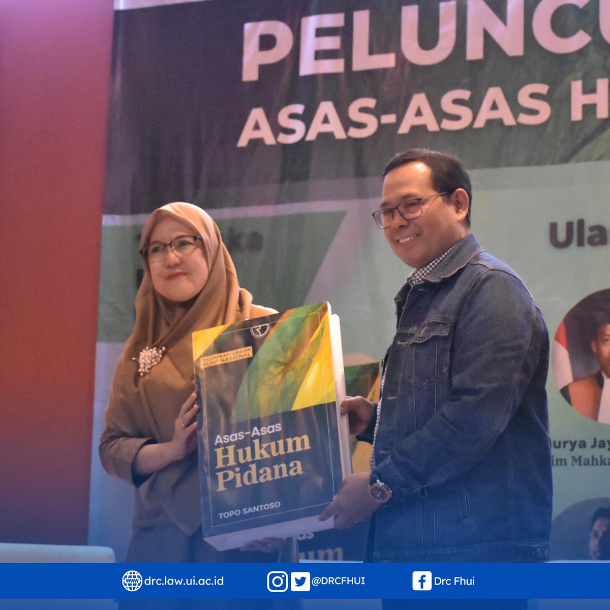 DRCFHUI's tweet image. Telah berlangsung Peluncuran Buku ASAS-ASAS HUKUM PIDANA : Dilengkapi Uraian KUHP Nasional karya Prof. Topo Santoso, S.H., M.H. ! Sebuah karya lanjutan dari buku Best Seller Hukum Pidana Suatu Pengantar !