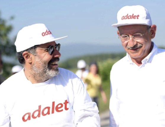 Uzun, çok uzun bir yürüyüştü özgürlük, hiç sona ermeyecek olan.