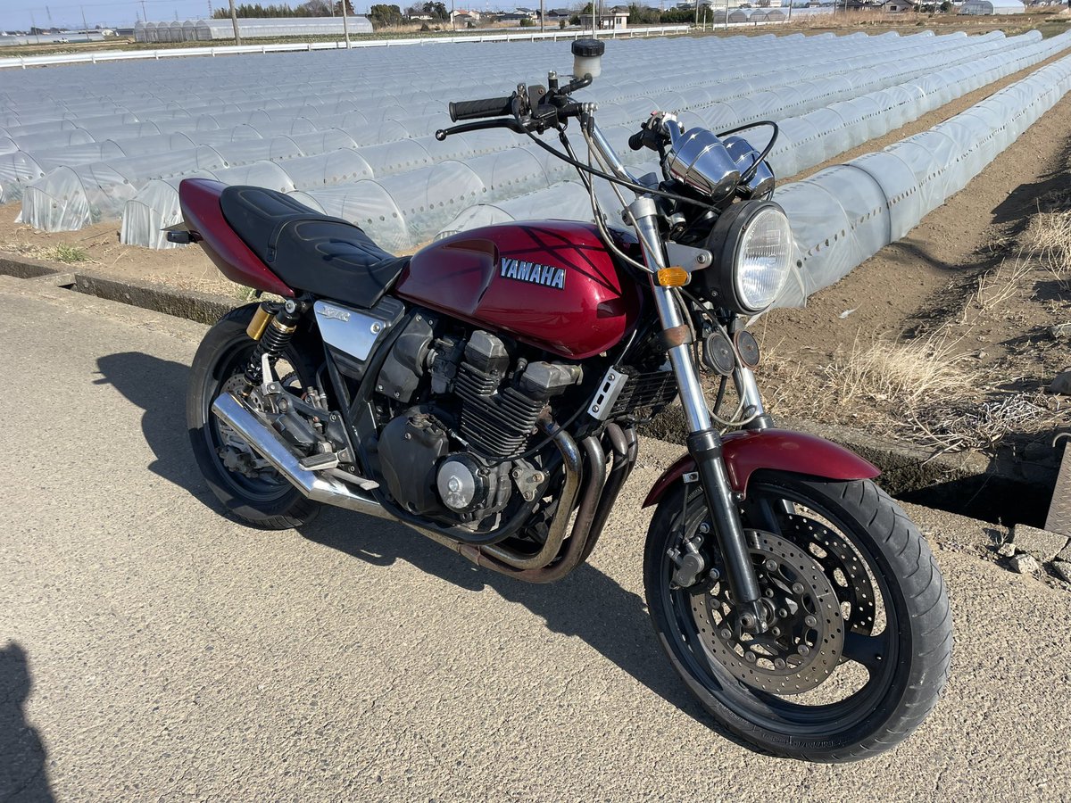 yj0baik's tweet photo. xjr400売ります　
走行39000 車検2年付
実働、カギ、書類あり、調子良
55~値下げあり
#xjr400売ります https://t.co/xDhOCO9Eyx