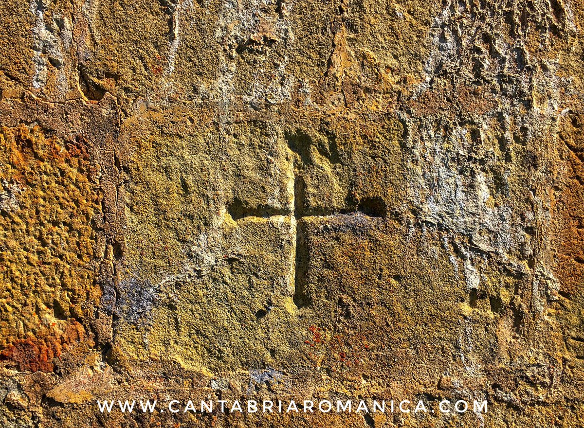 CantRomanica's tweet photo. Cruz incisa en un sillar de la Iglesia de San Juan Bautista en Aldea de Ebro.
#cantabria #arte #hostoria #romanico #medieval #patrimonio https://t.co/wtyWRX51pj