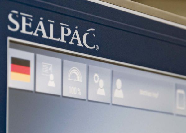 SEALPAC's tweet image. One of the most important things is that our SEALPAC distributor will make sure that your equipment stays in shape and does not let you down. Even if something occurs, their service technicians will solve it in the shortest possible time.
#SEALPAC #PackagingSolution