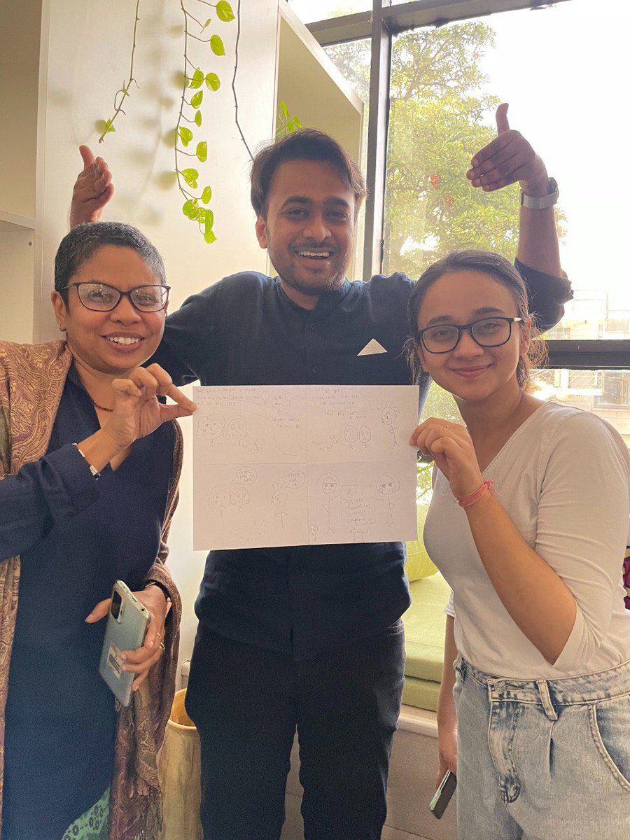BmaxBusiness's tweet photo. Thinking of the next company activity? Book @bakarmax_ for a fun-fun Comics 101 workshop and iss session ke end tak you’ll be publishing your own comics☺️👍🏼🤝

#comics101 #comics #animation #design #workshop https://t.co/4g7fIDmpVL