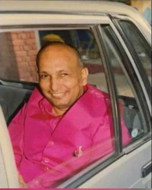 GurujiKiSangat's tweet photo. If you’re in the season of waiting, keep seeking Him. Guruji knows when is the best time to answer your prayers.

‘RAB DI RAJA VICH RAJI RAHNA SEEKH LE’

#Guruji #BadeMandir #JaiGuruji 🙏🏻 https://t.co/BUTsdT7at6