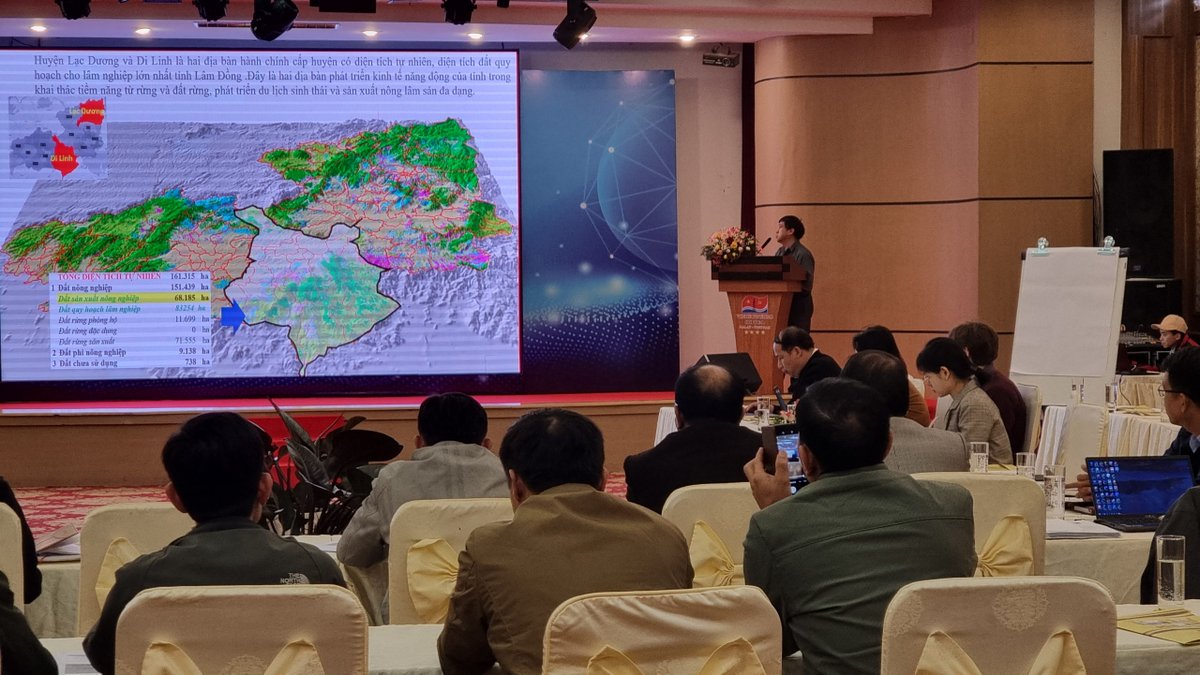 UNDPVietNam's tweet photo. Agriculture commodities have been the main driver of deforestation in #LamDong 

HappeningNow, the UNDP #iLandscape workshop, funded by EU, is devising effective strategies to promote sustainable livelihoods &amp; prevent detrimental effects on natural resources.

#ForPeopleForPlanet https://t.co/1I0M74zaWX
