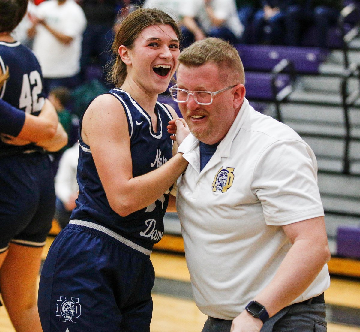 Southern Ohio Sports Authority (@sosaohio) on Twitter photo We can't believe it, either. 🤯
<a href="/GoNDTitans/">Notre Dame Athletics</a> with a thrilling win this evening in a Division IV regional semifinal.
The Titans are headed to the Elite 8.
📸: <a href="/dw1509/">Derrick Webb</a> We can't believe it, either. 🤯
<a href="/GoNDTitans/">Notre Dame Athletics</a> with a thrilling win this evening in a Division IV regional semifinal.
The Titans are headed to the Elite 8.
📸: <a href="/dw1509/">Derrick Webb</a>