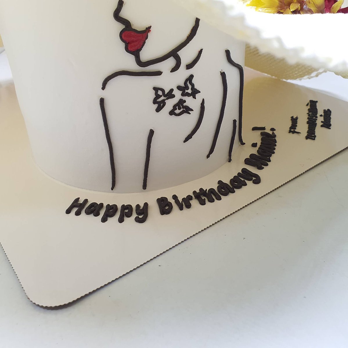 only_dei's tweet photo. Team Bet Cake No. 4 

#MaineAt28 https://t.co/6A5Oc7XAgm