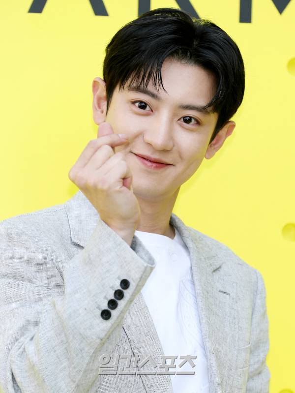 PyrokinesisBR's tweet photo. [#NEWSPIC] 03.03.23 Chanyeol no evento da Acqua Di Parma. 

#CHANYEOL #찬열 #EXO #엑소 @weareoneEXO https://t.co/UDyC5oNRdf