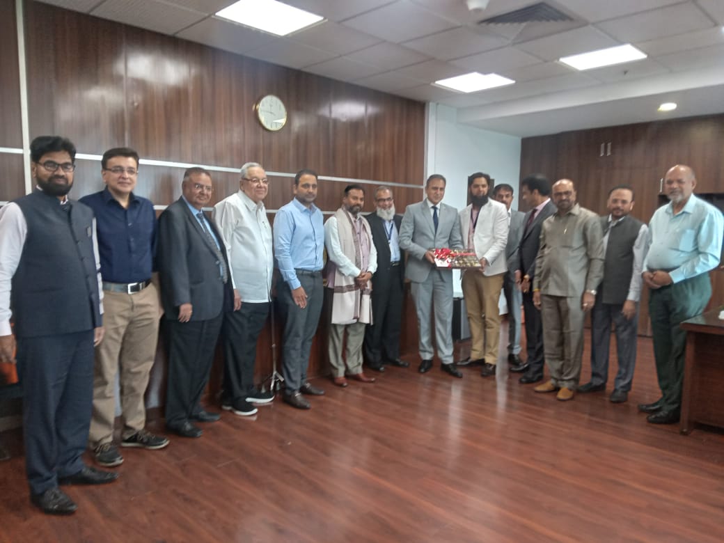 IPEPCIL_India's tweet photo. We would like to thank @PoEMumbai for inviting our delegation to meet @ProtectorGenGOI. It was a very fruitful discussion and hope this leads to positive steps in achieving safe and legal migration of Indians. Thank you @MEAIndia for your support
@PMOIndia @DrSJaishankar #JaiHind https://t.co/cInCpMhKmL