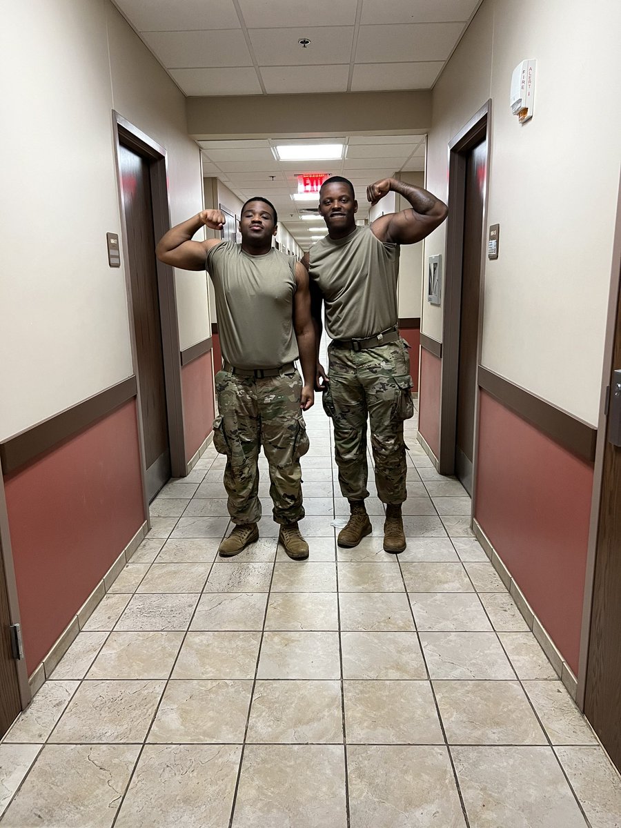 cmpuck347's tweet image. Life dumps