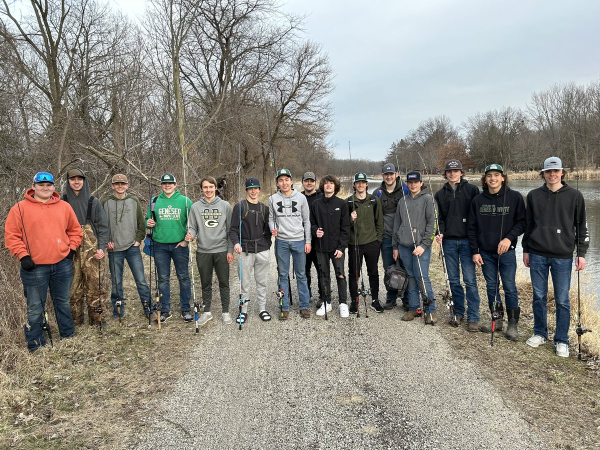 Fishing was slow tonight, but great turnout for practice #1 of the spring! 15 of our now 30 club members were able to make it out to Izaak Walton and get some fishing in! With Drew Laxton hooking our first to bass of the season! <a href="/CoachNVerbeck/">Nick Verbeck</a>