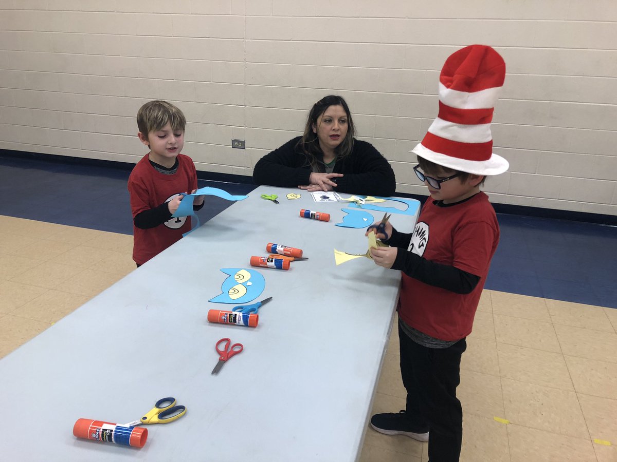 MissHoth's tweet photo. @D34Hurricanes Family Literacy Night was a success! So many projects built, BINGO games played, and Pete the Cat faces were made! https://t.co/5LeP2QAmb4