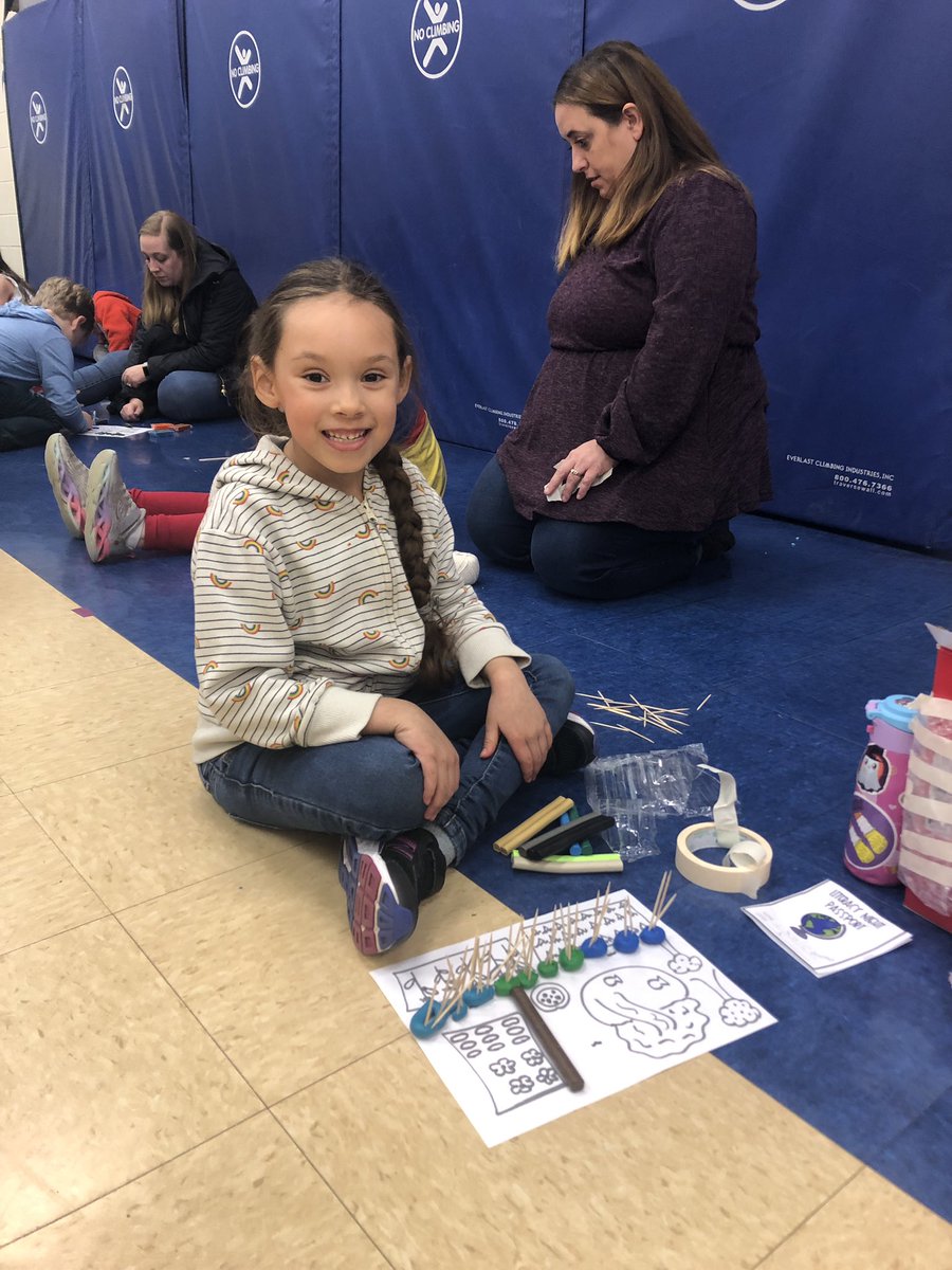 MissHoth's tweet photo. @D34Hurricanes Family Literacy Night was a success! So many projects built, BINGO games played, and Pete the Cat faces were made! https://t.co/5LeP2QAmb4