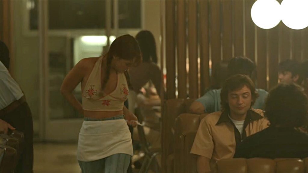 getawaykiss's tweet image. ele virando como se tivesse ouvido a voz de deus chamando o nome dele 

como pode um encontro de almas desses????