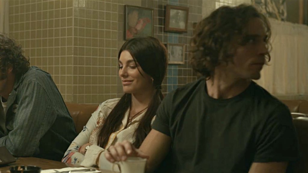 getawaykiss's tweet image. ele virando como se tivesse ouvido a voz de deus chamando o nome dele 

como pode um encontro de almas desses????