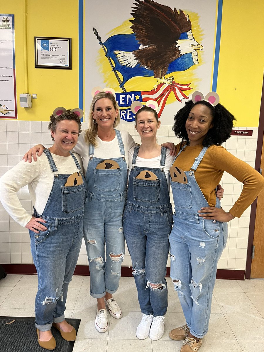 So lucky that I have the opportunity to learn and grow with these amazing leaders! Book Character day, If you give a Mouse a 🍪.  <a href="/deedeehw5/">Dee Dee Herndon-Wilson</a> <a href="/MsCorettaBrown/">Coretta Brown</a> <a href="/ManningMoments/">Liz Manning</a> <a href="/gfesfcps/">Glen Forest ES</a> <a href="/FCPSR2/">FCPS Region 2</a> #gfeaglessoar