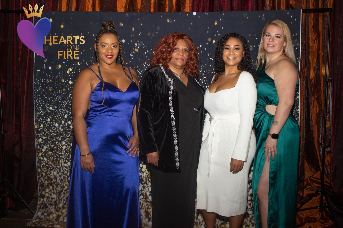 CityofTacoma's tweet image. At-Large #TacCouncil Member Kiara Daniels spoke w/ young women at the 6th Annual First Love Yourself (FLY) Gala about self-discovery, overcoming challenges &amp;amp; the importance of mentorship. #Tacoma #GHOF #FLYGala #FirstLoveYourself