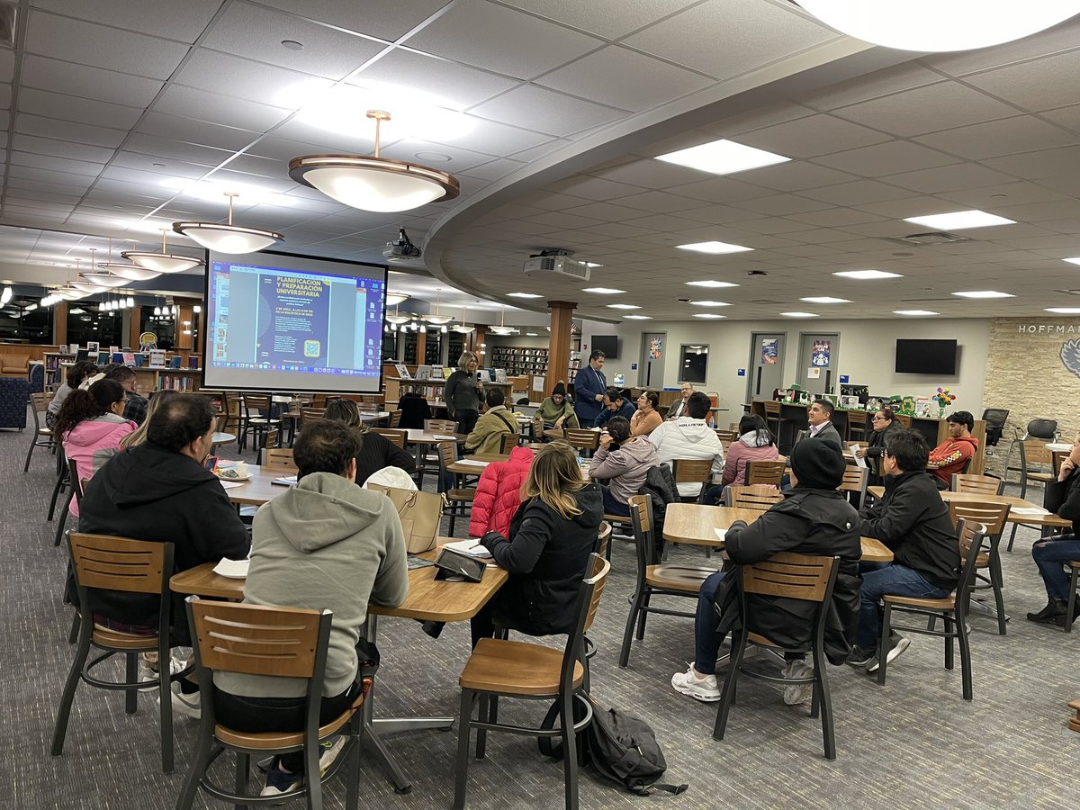 Great turnout at our monthly Latino Parent Meeting @HEHSHawks! Dra. Ana Gil Garcia from Alianza Venezolana in Illinois talking to our families about advocacy and community resources #HEHSLatinoParentMeetings  <a href="/HSDistrict211/">District 211</a>
