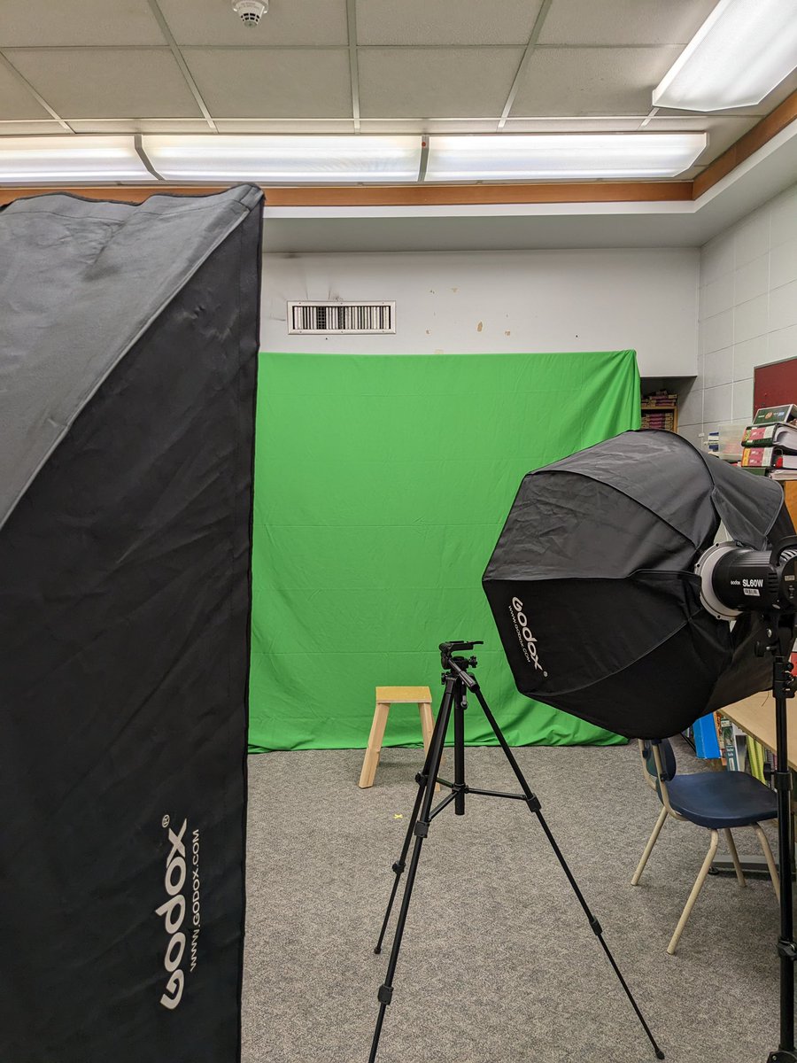 riversidecbe's tweet image. Lights, camera, action!  Grade fives are putting together a whole weather forecast using their own data, a news presentation and fancy slides in the background. We can hardly wait to see the finished videos! #RiversideOurStory #WeAreCBE #ScienceMadeFun @CBEArea3 @TELUS_Spark