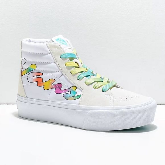 Mom2Demalia's tweet photo. So good I had to share! Check out all the items I'm loving on @Poshmarkapp #poshmark #fashion #style #shopmycloset #oldnavy #vans: https://t.co/UCNBriF9Dq https://t.co/aTQu1wqSgq