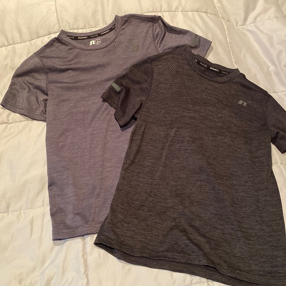 ResaleStl's tweet photo. So good I had to share! Check out all the items I'm loving on @Poshmarkapp #poshmark #fashion #style #shopmycloset #lulus #russellathletic #torrid: https://t.co/l78fwRKdJ9 https://t.co/eW0pWvxOOf