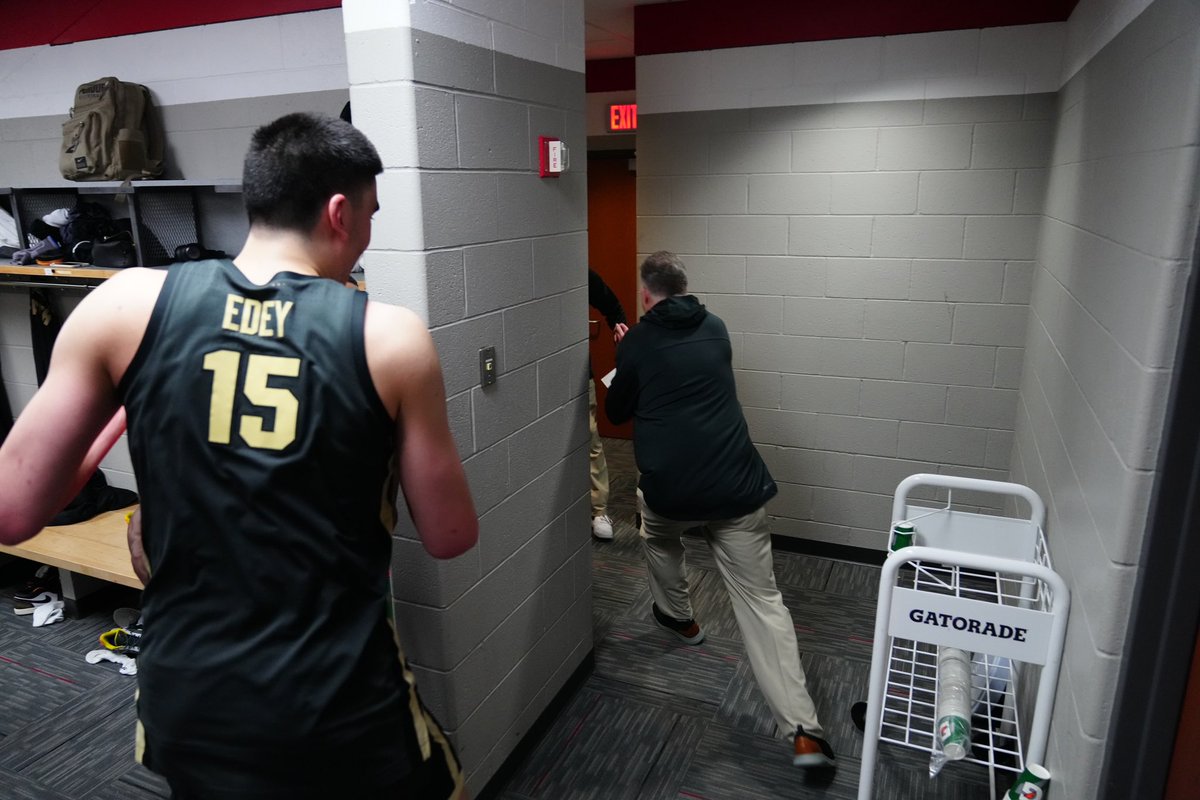 BoilerBall's tweet photo. A locker room scene in 4 parts. https://t.co/9p3vL38aRj