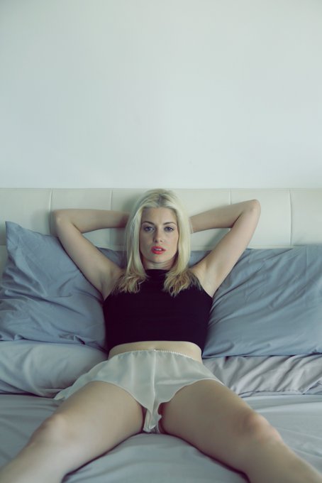 Spanning time w/ @char_stokely https://t.co/AW9O4yVTNp<a class="tags" href="/tag/char_stokely">@char_stokely</a><a href="/tag/tittytuesday"class="tags"><span>#tittytuesday</span></a>
