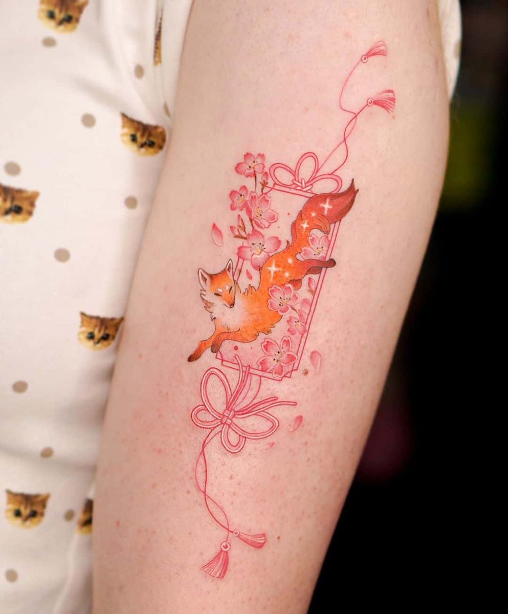 TattooConnectAu's tweet photo. Unique fox tattoo on the upper arm

Read the full article: Fox Tattoo Design On The Upper Arm
▸ https://t.co/AdjDSF59kI

#foxtattoo #foxtattooonupperarm #Tattooartists #UpperArm #Inked #Tattooideas #Tattoo https://t.co/piqeZ1HD4N
