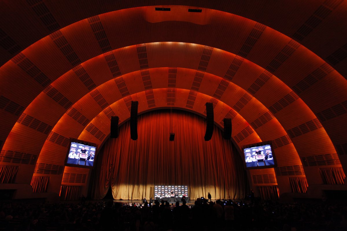 allelbows's tweet photo. Jon Jones at Radio City Music Hall before challenging Shogun at #UFC128 plus a photo op https://t.co/Z5ufaswWMC