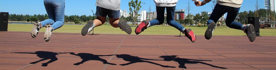 FUNCIR's tweet photo. DIA MUNDIAL DEL RIÑÓN. 09 marzo 2023
¿Qué puedes hacer por tus riñones?
8 Reglas de Oro
1 -  Mantenerse en forma y activo. https://t.co/qFceFbc26o