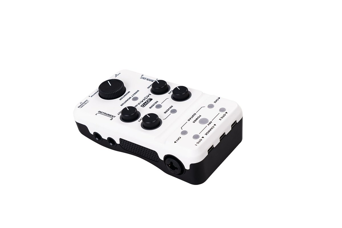 MOMIX PRO is the updated version of MOMIX, it’s a portable audio mixer for recording and live streaming. The new 2 Channel REVERB functions ensure that vocal and guitar stand out nicely during recording/live streaming.