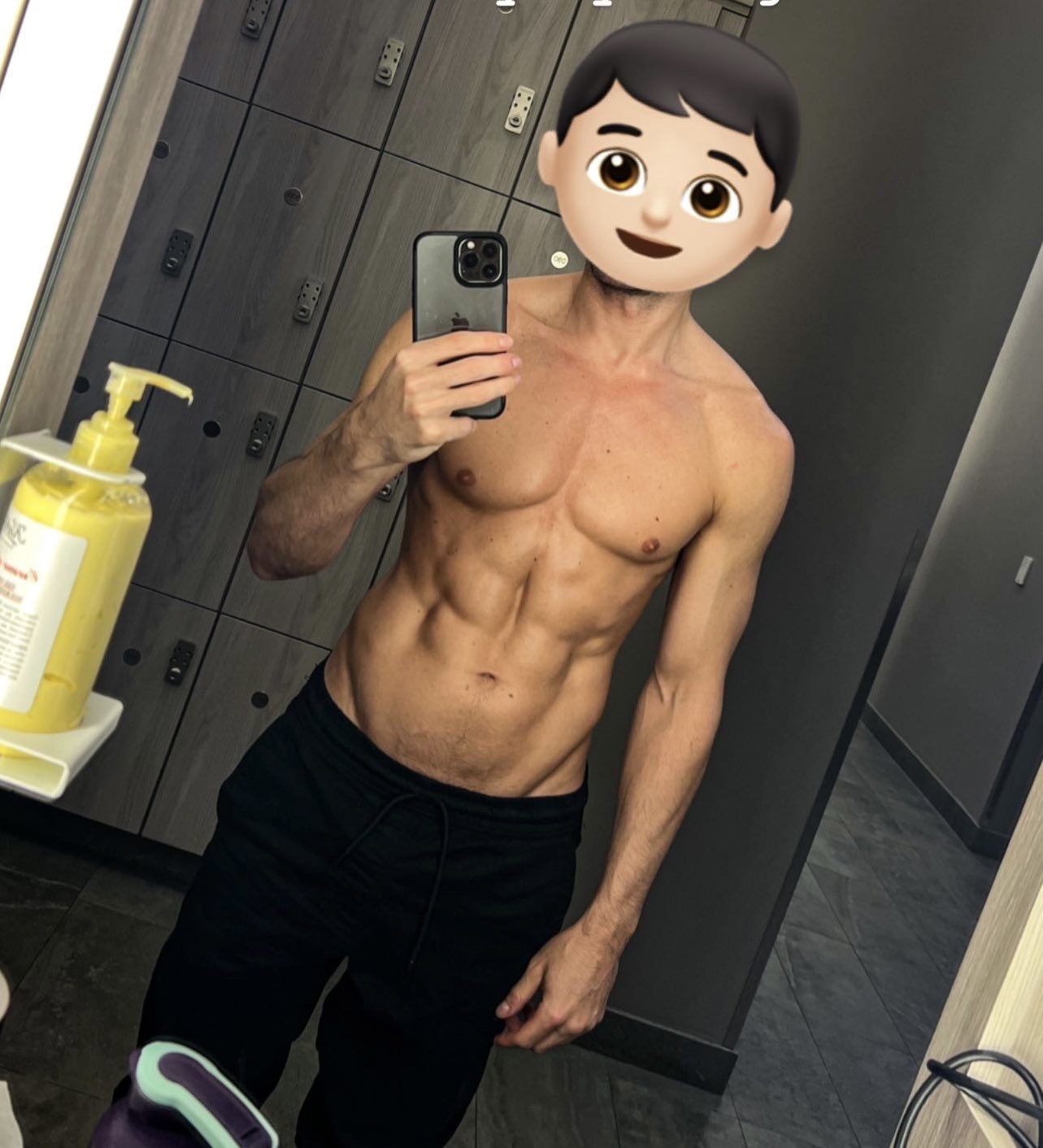 6am workouts hit different! https://t.co/uWSXDZyF9t