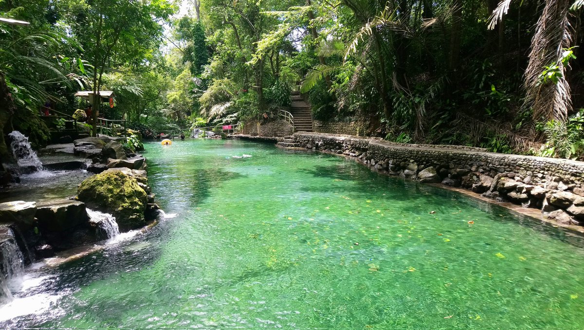 mcneilamandy's tweet photo. ~BATO SPRINGS RESORT, San Pablo, Laguna~

Entrance: 200php/pax (senior: free)
Overnight: 300php/pax
Cottage: 500-800 php
Parking: Yes
Rooms: Yes
Max: 5ft

#BatoSpringsResort #Calabarzon #AngatBuhay #LagunaVolcanicFields #geotourism #tuffs #basalt #andesite #vadose https://t.co/rSiAqunQzZ