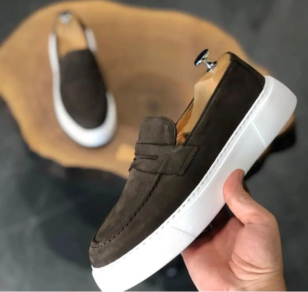 SboutiqueV's tweet photo. Shoes from R1200 dm for order 🔥🔥🔥

JJ Tabane Skhumba Terry Pheto Death Note Tems Kamo Mphela Cape Flats ANC and EFF https://t.co/n9DrFaaAWF