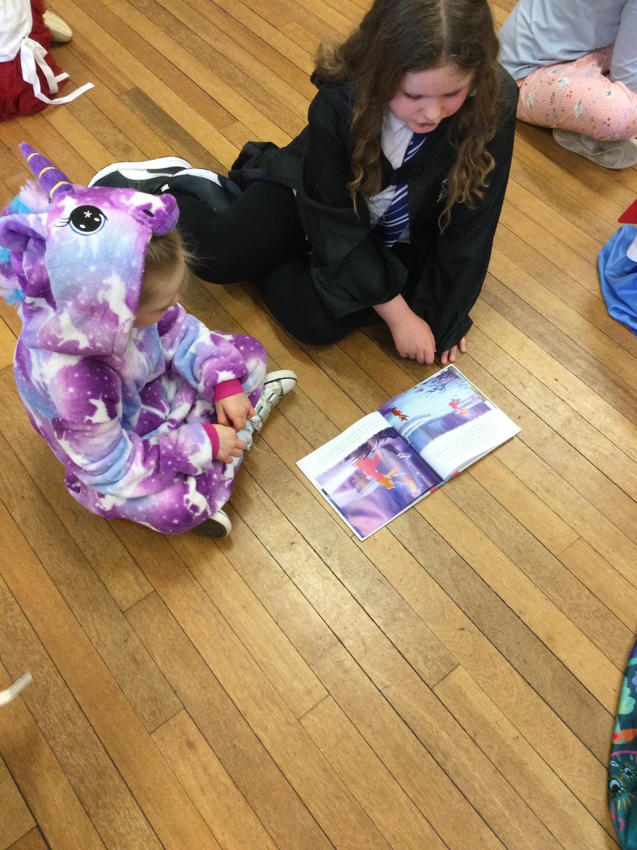 TheRichmondPri's tweet photo. #Reading #Books #WorldBookDay2023 #ReadingBuddy Thank you to #Year5 for giving #EYFS some time out of their day! #ReadingForPleasure #ReadingMakesYouClever https://t.co/1jQK1ym6AN