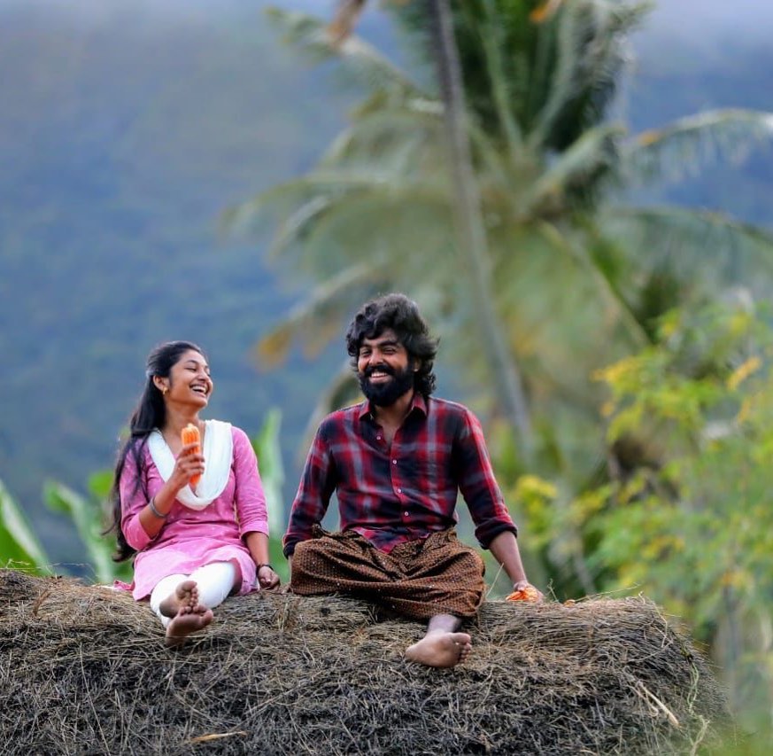 CiniMiniMovies's tweet photo. #ivana &amp; #GVPrakash 😍💗 https://t.co/0MzvOtNqjZ