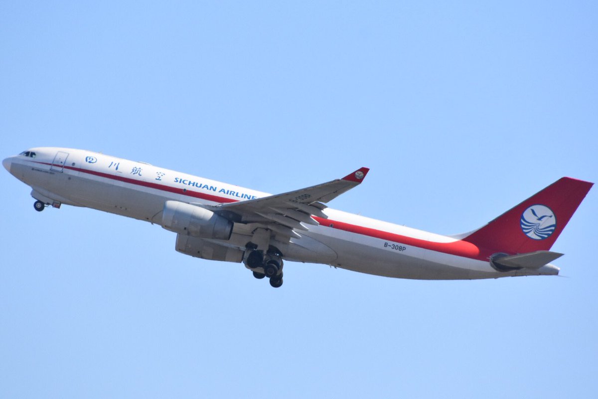 AirplaneVictory's tweet photo. March 3rd 2023
Sichuan Airlines A332F in KIX/RJBB
#SichuanAirlines #A332F
#KansaiInternationalAirport https://t.co/DFKdnnpZLS