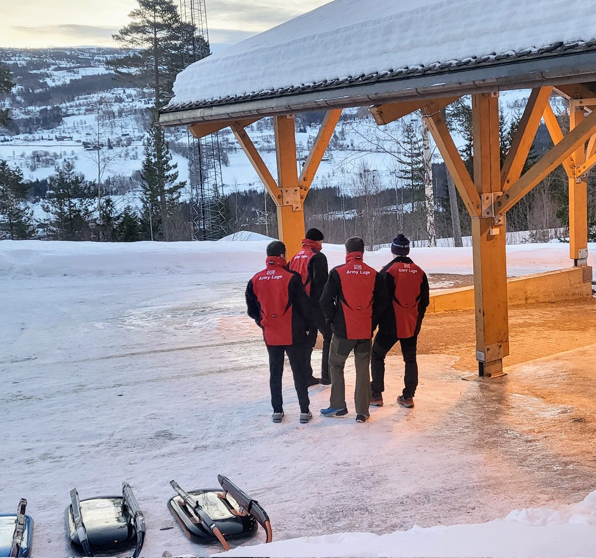 Rona Mairead (@ronamairead) on Twitter photo It's Race Day and an Early start for <a href="/ArmyLuge/">British Army Luge</a> as they Prepare for Inter-Services.
Army Squad:
Maj Lucy Wyatt
Capt Nat Jackson
Sgt Dani Scott
Sgt Luke Squire
Sgt Rona Smith
Cpl Steve Webb
Cpl Derrik Moss
LCpl Connor Scott
WO2 Graeme Homes
@AWSAnews <a href="/ArmySportASCB/">Army Sport</a> #lugelove It's Race Day and an Early start for <a href="/ArmyLuge/">British Army Luge</a> as they Prepare for Inter-Services.
Army Squad:
Maj Lucy Wyatt
Capt Nat Jackson
Sgt Dani Scott
Sgt Luke Squire
Sgt Rona Smith
Cpl Steve Webb
Cpl Derrik Moss
LCpl Connor Scott
WO2 Graeme Homes
@AWSAnews <a href="/ArmySportASCB/">Army Sport</a> #lugelove