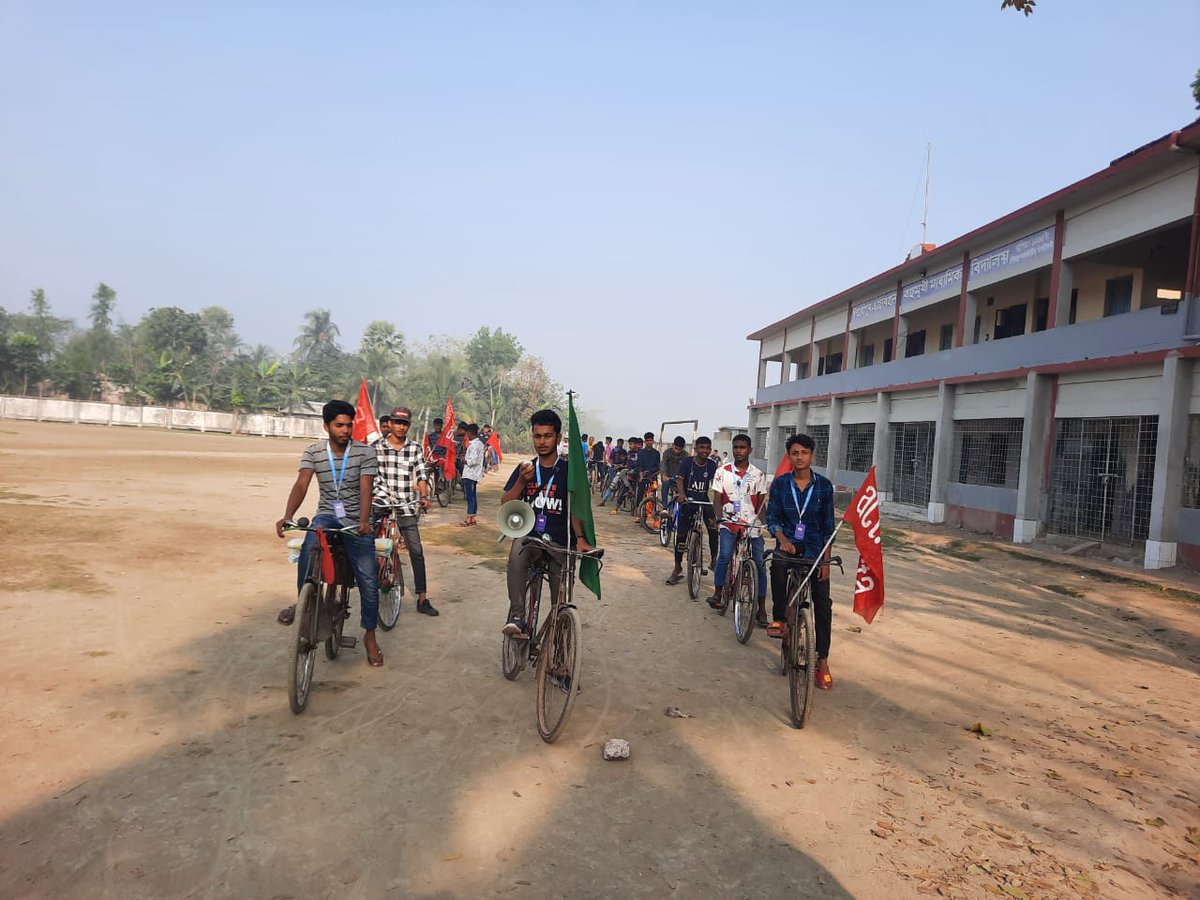 #Climate_Strike_Satkhira 🇧🇩 Just in from the #globalclimatestrike ! Young people are demanding to #EndFossilFinance for #climatejustice. @SaleemulHuq2 @GretaThunberg @ActionAid @Fridays4future @Activista_Bangladesh @AlokSharma_RDG #sharub_youth_team