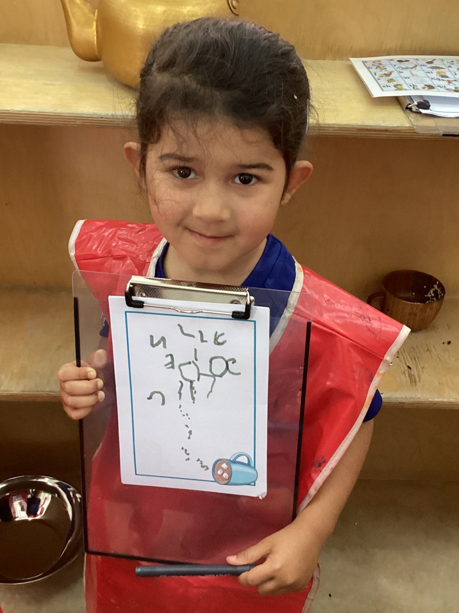 We loved making hot chocolate in our play this week. We even wrote down the ingredients we needed to make it. 😀 #JESSJumLearning #EYFS #Learningthroughplay