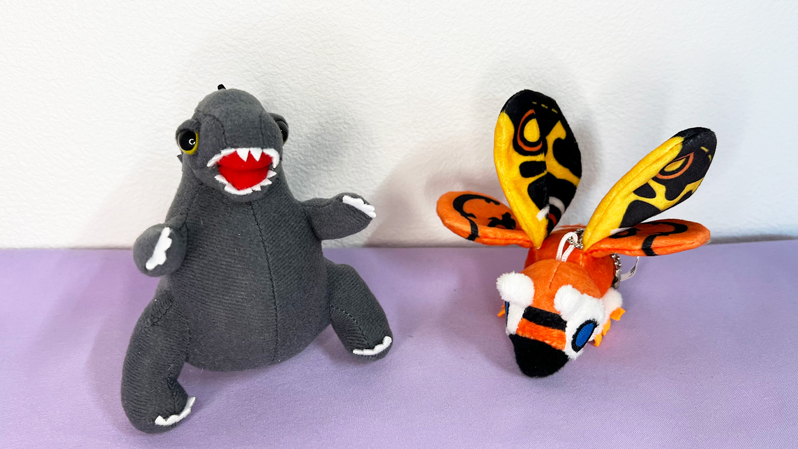 ゴジラ 平成モスラ3部作 ラバーキーホルダー ショウワノート 当時物 9つセット 2025年最新】モスラ キーホルダーの人気アイテム - メルカリ