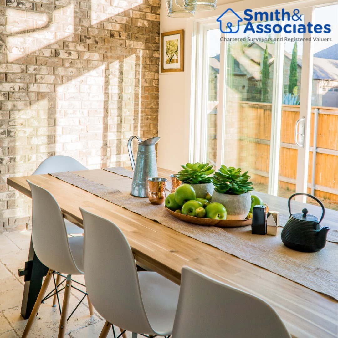 SmithAssociate_ tweet picture