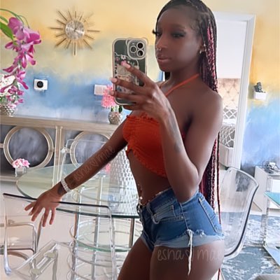 #NewProfilePic https://t.co/nsbLTDcRfE<a href="/tag/newprofilepic"class="tags">#NewProfilePic</a>