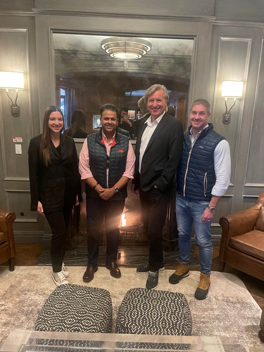 AvellinoUSA's tweet photo. Our team had an excellent time at AECOS (American-European Congress of Ophthalmic Surgery) Aspen meeting! It was exciting to hear about the latest #innovation in eye care. We appreciate the fantastic team that makes this meeting possible!

#AECOS2023 https://t.co/UqvN0mzWua